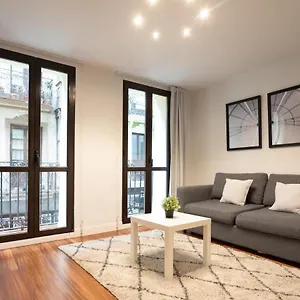 precioso-apartamento-en-pleno-casco-viejo.sansebastianhotels.net/